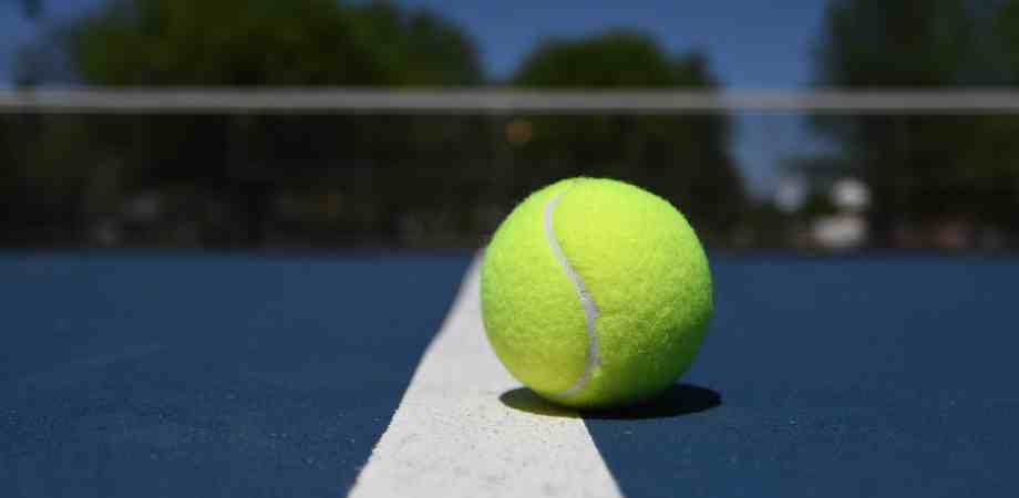 tenisul ca activitate pentru copii